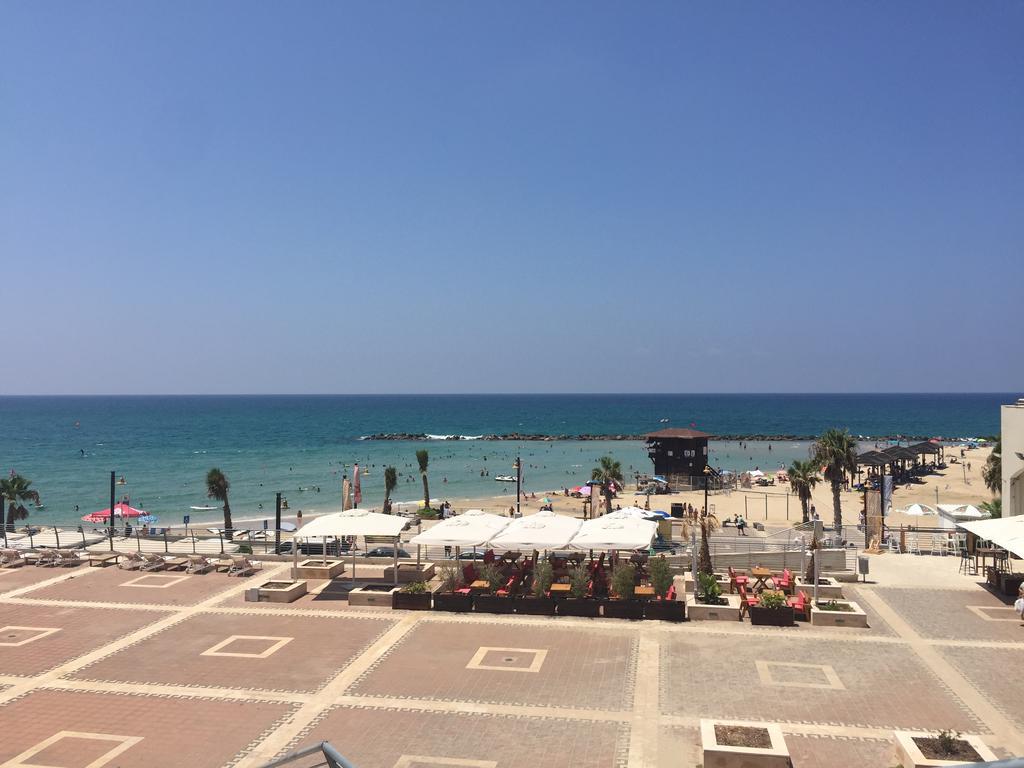 מגדל אלמוג חיפה - דירות "בלו ביץ'" על הים 外观 照片